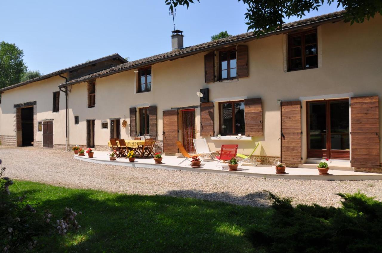 Ferme Passion Bed & Breakfast Saint-Trivier-sur-Moignans Exterior photo